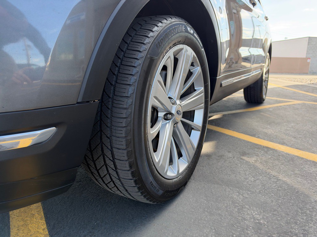 2019 Ford Explorer Image 8