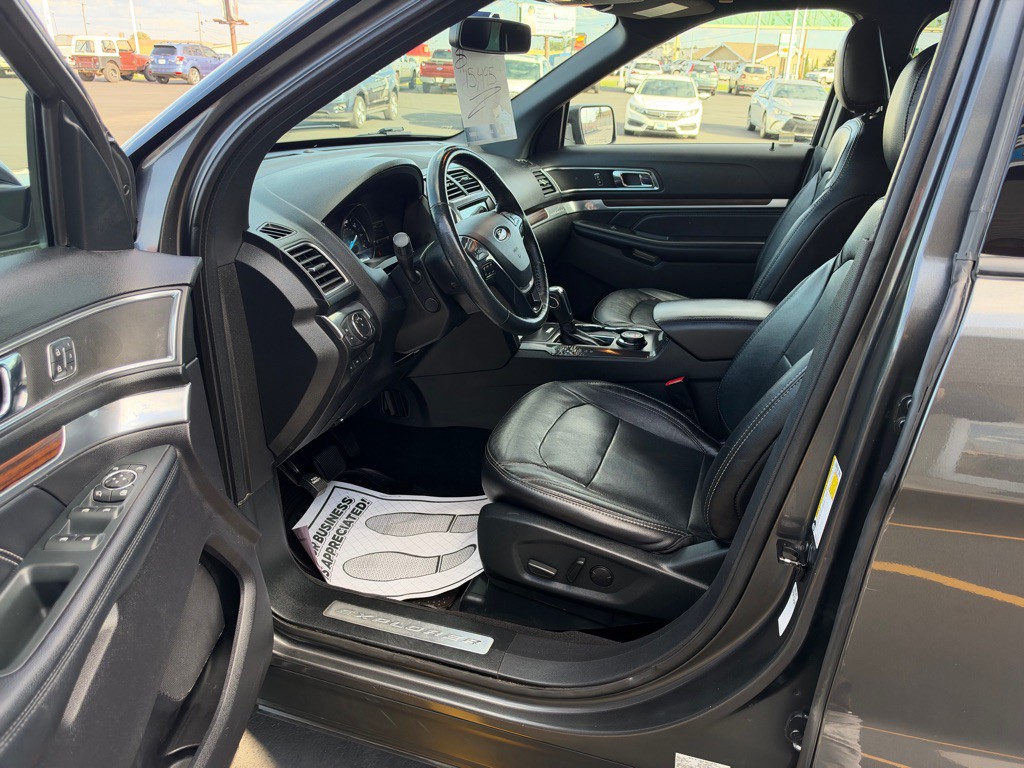 2019 Ford Explorer Image 10
