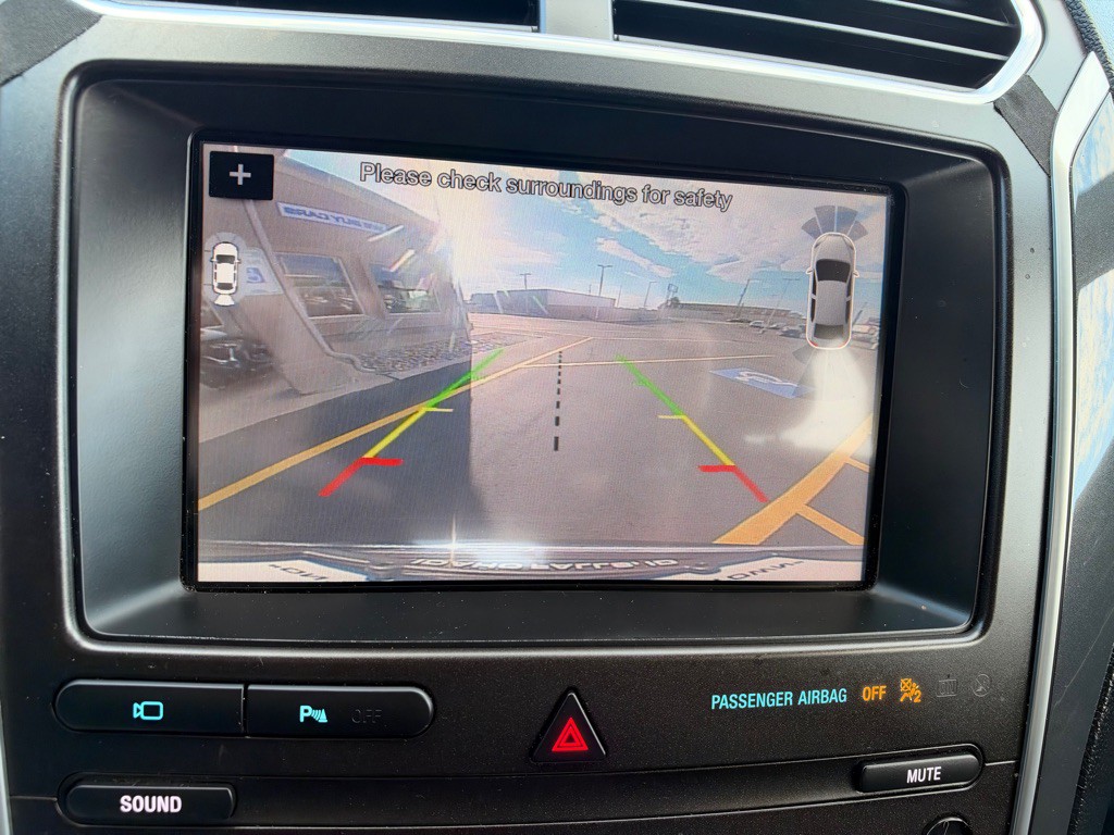2019 Ford Explorer Image 15