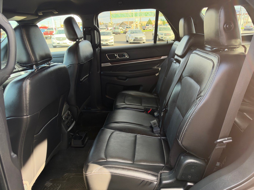 2019 Ford Explorer Image 25