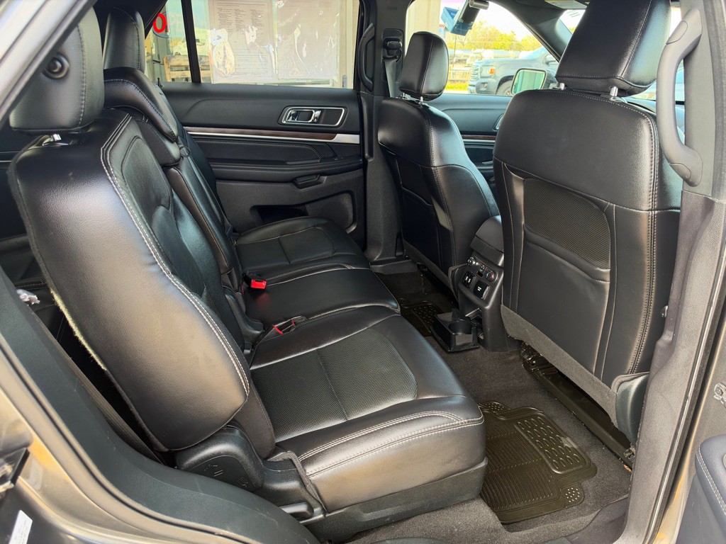 2019 Ford Explorer Image 26