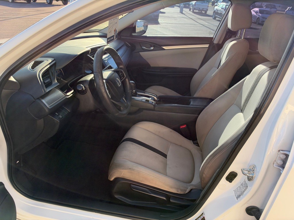 2016 Honda Civic Image 18