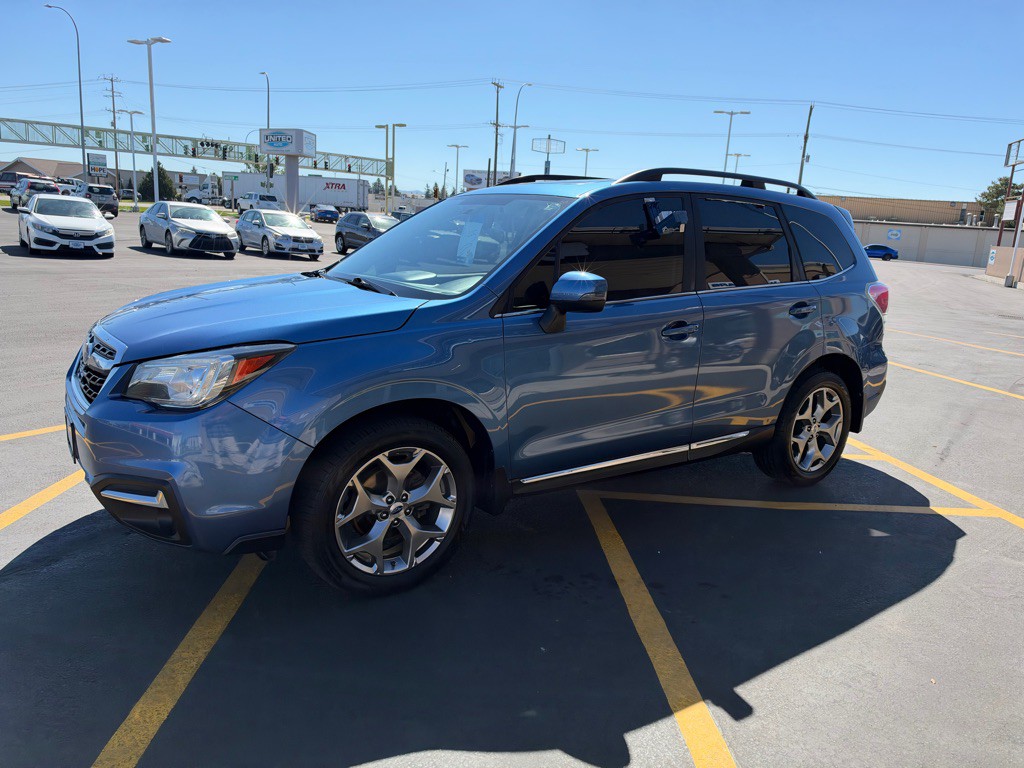 2017 Subaru Forester Image 3