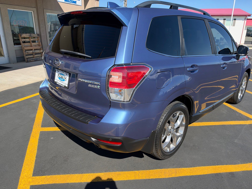 2017 Subaru Forester Image 5