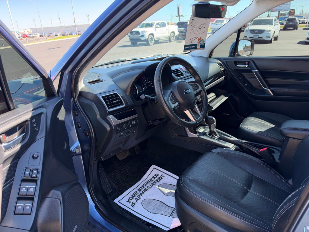 2017 Subaru Forester Image 11