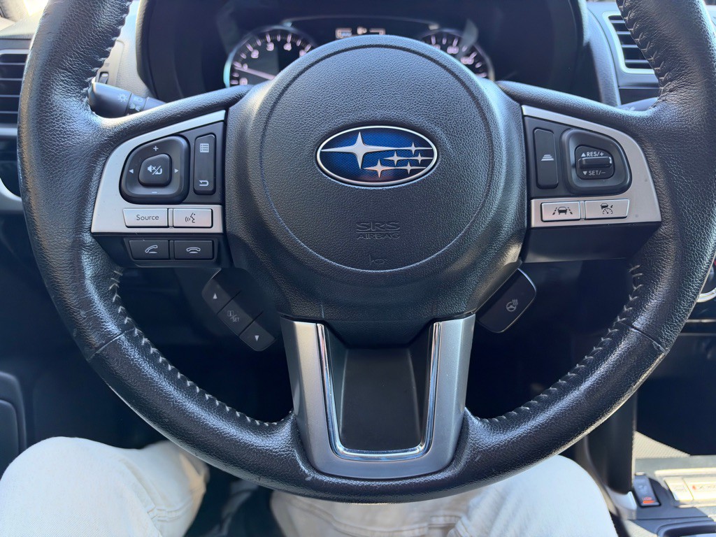 2017 Subaru Forester Image 12