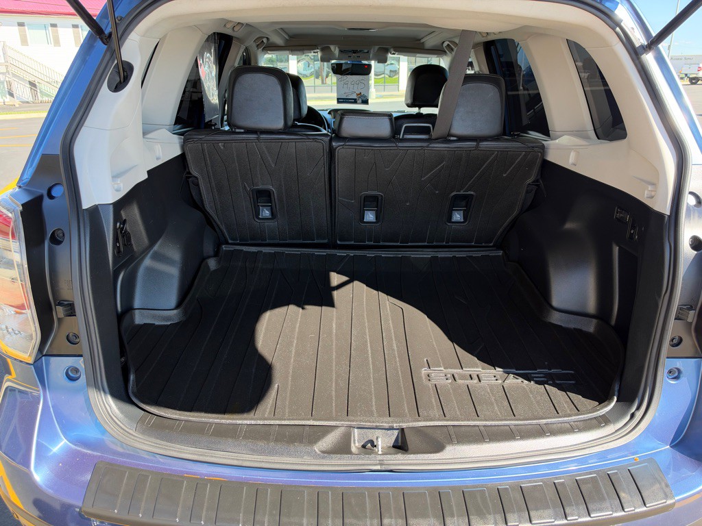2017 Subaru Forester Image 28