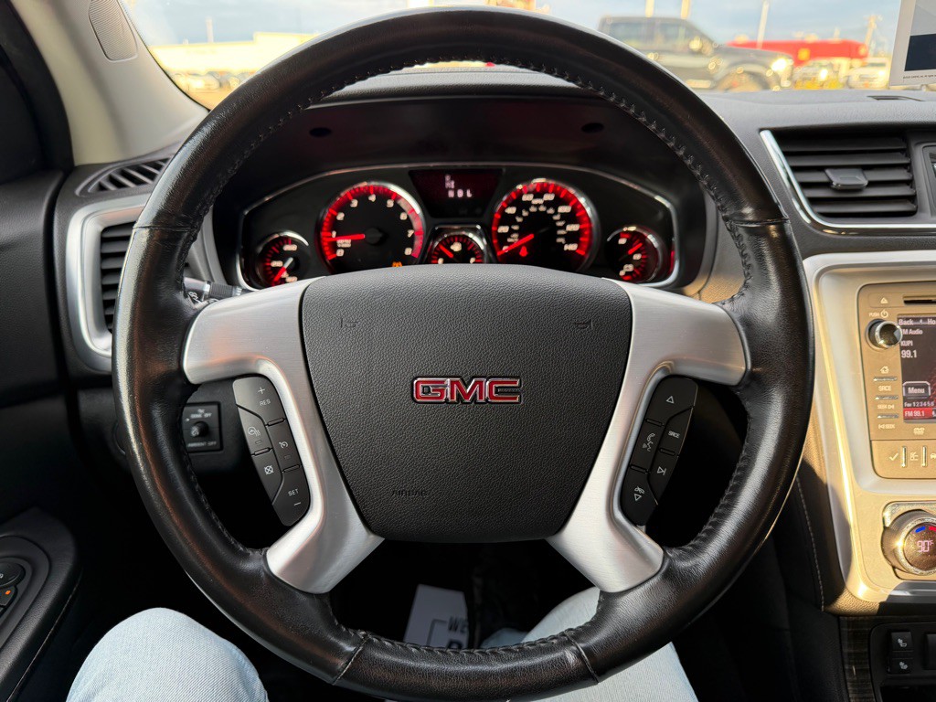 2017 GMC Acadia Image 7