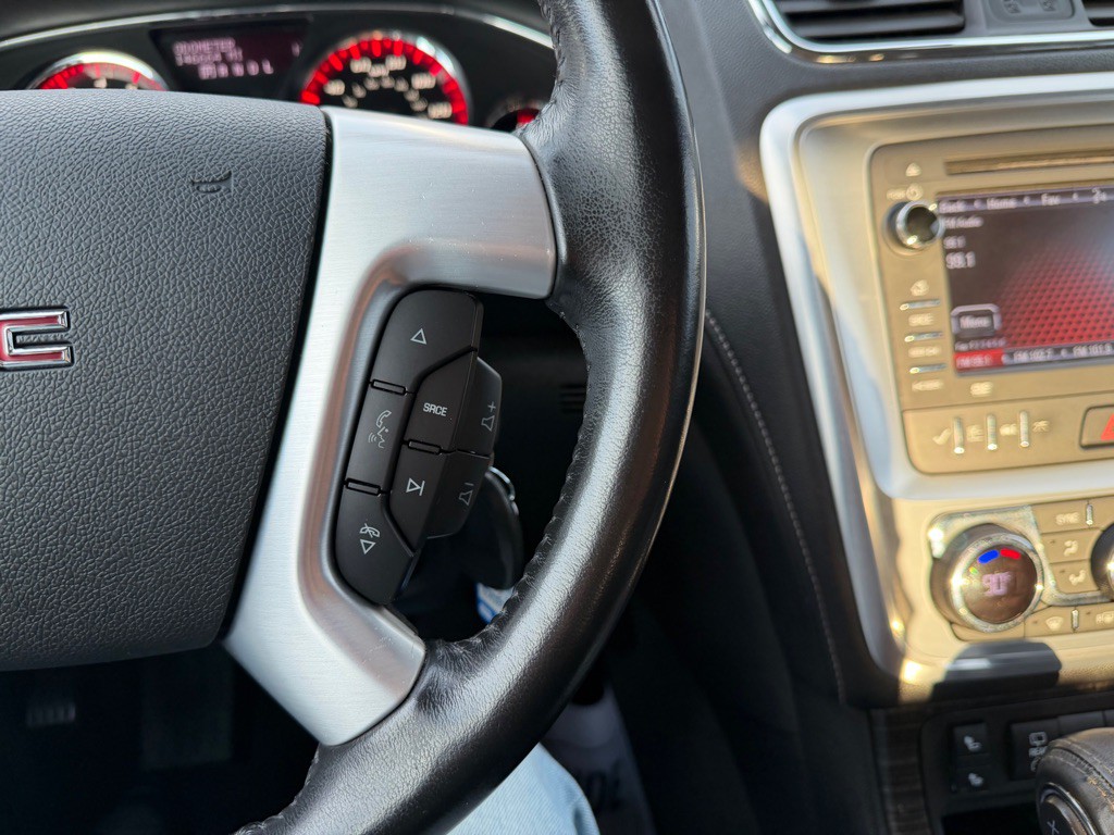 2017 GMC Acadia Image 9