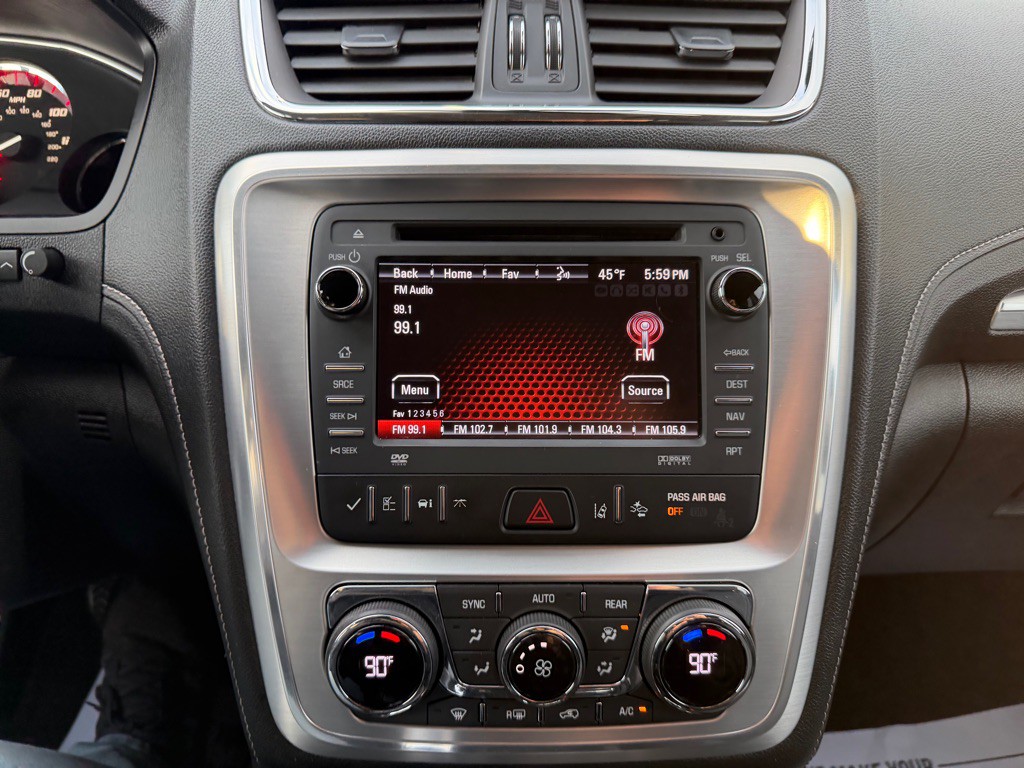 2017 GMC Acadia Image 11