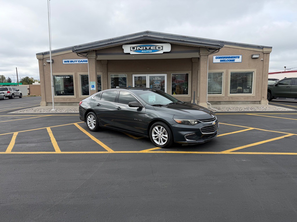 2017 Chevrolet Malibu Image 1