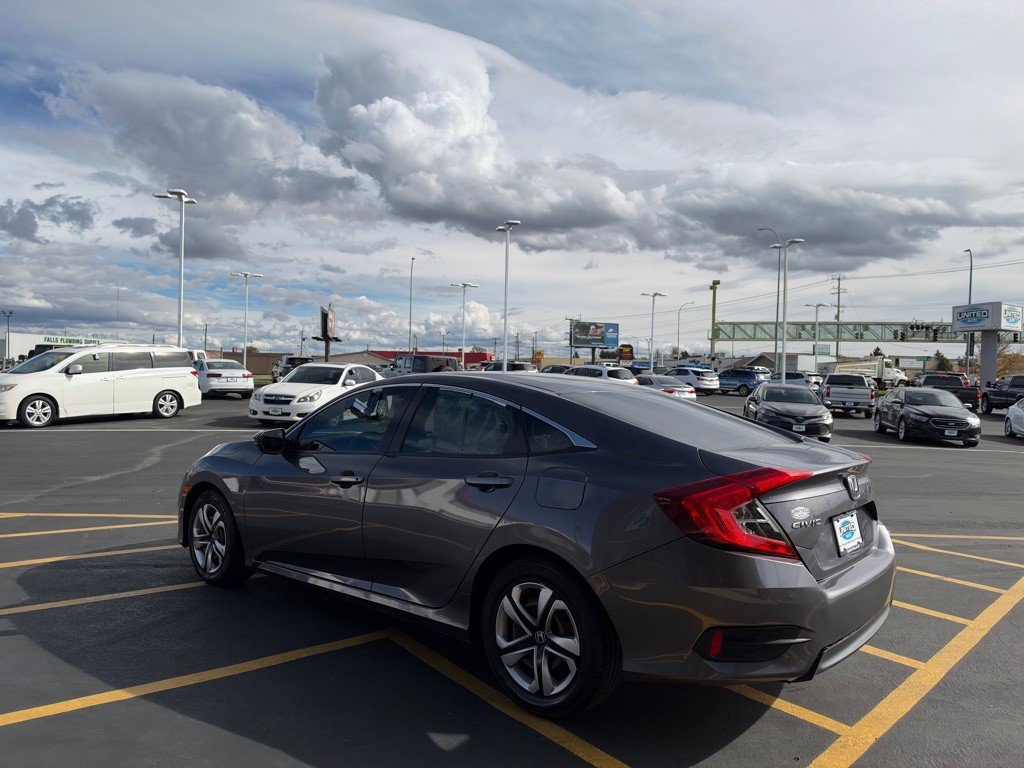 2017 Honda Civic Image 3