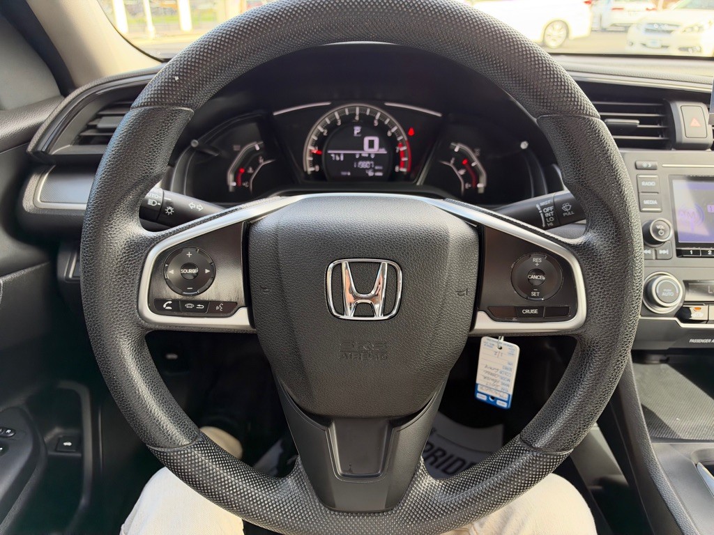 2017 Honda Civic Image 6