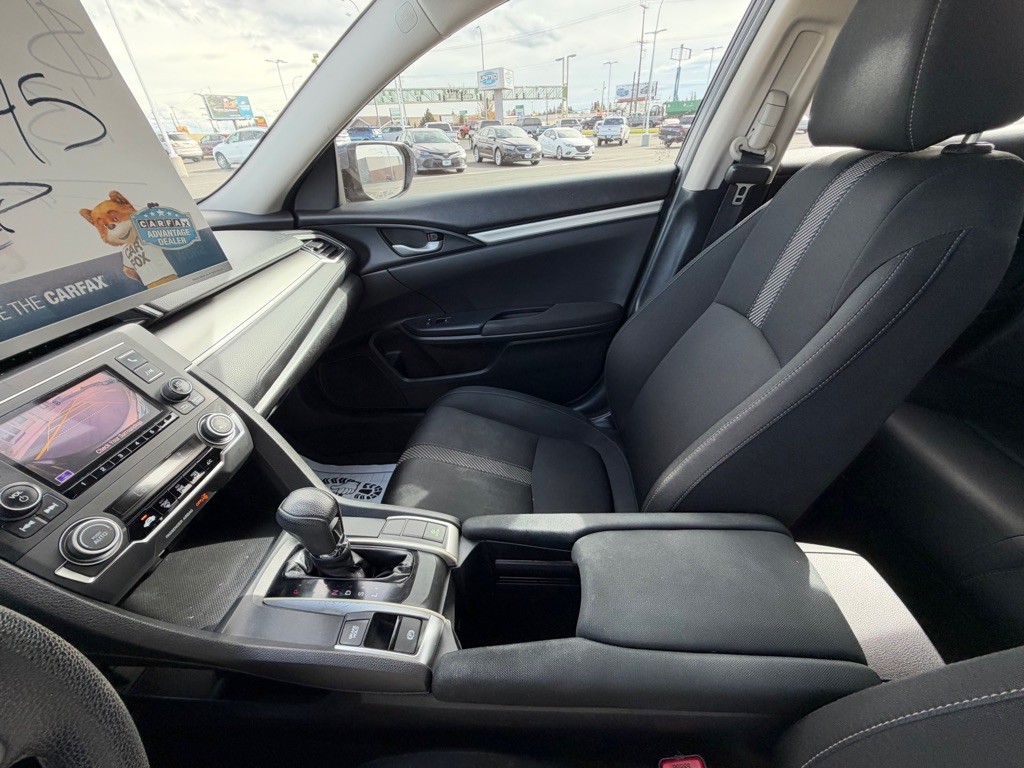 2017 Honda Civic Image 10