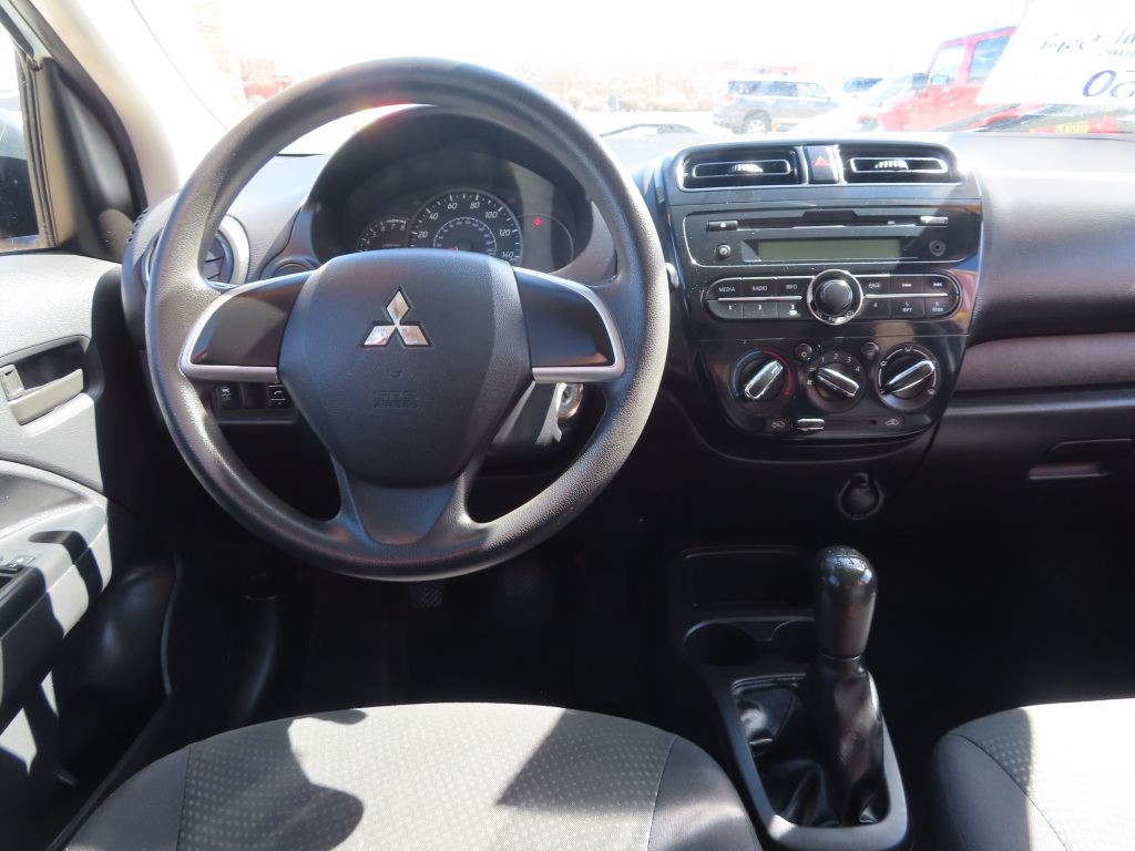 2017 Mitsubishi Mirage Image 9
