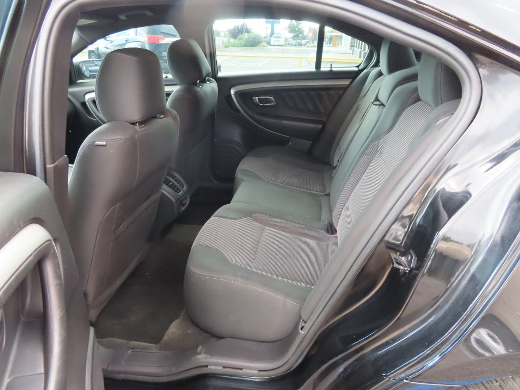 2014 Ford Taurus Image 10