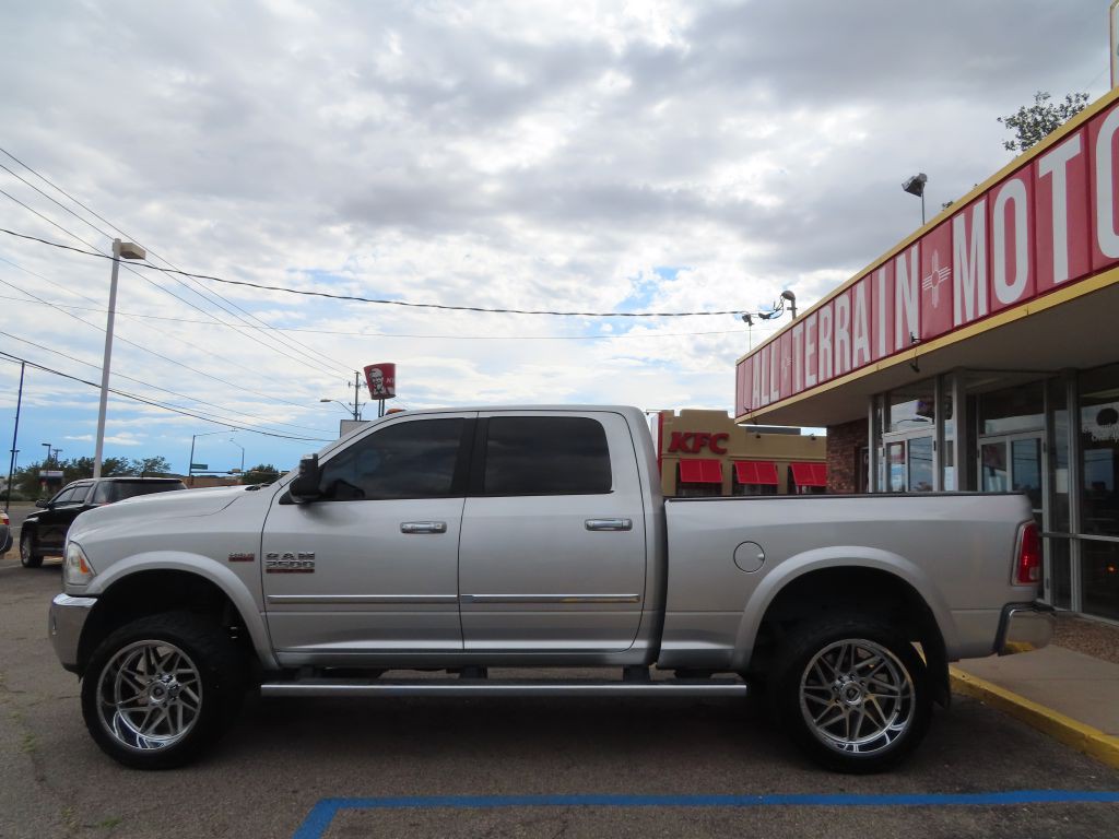 2015 RAM 2500 Image 2