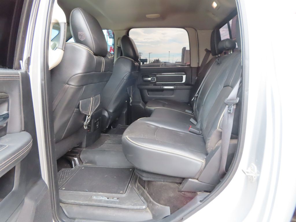2015 RAM 2500 Image 9