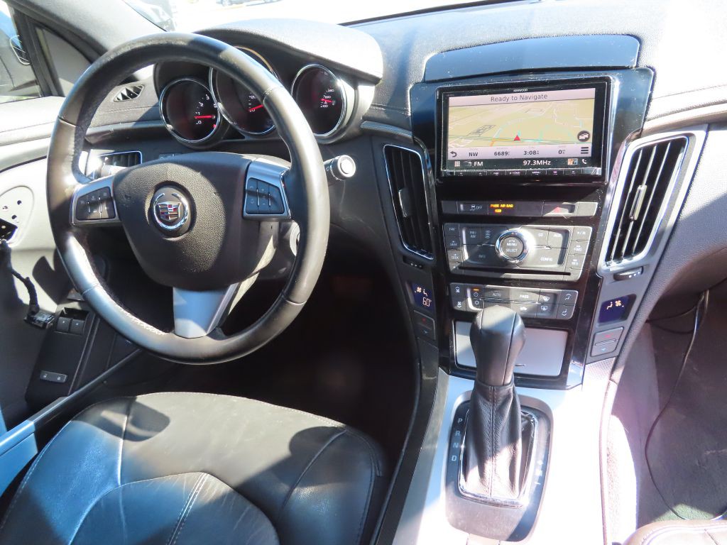 2011 Cadillac CTS Image 9