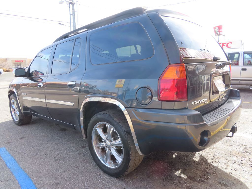 2006 GMC Envoy Image 14