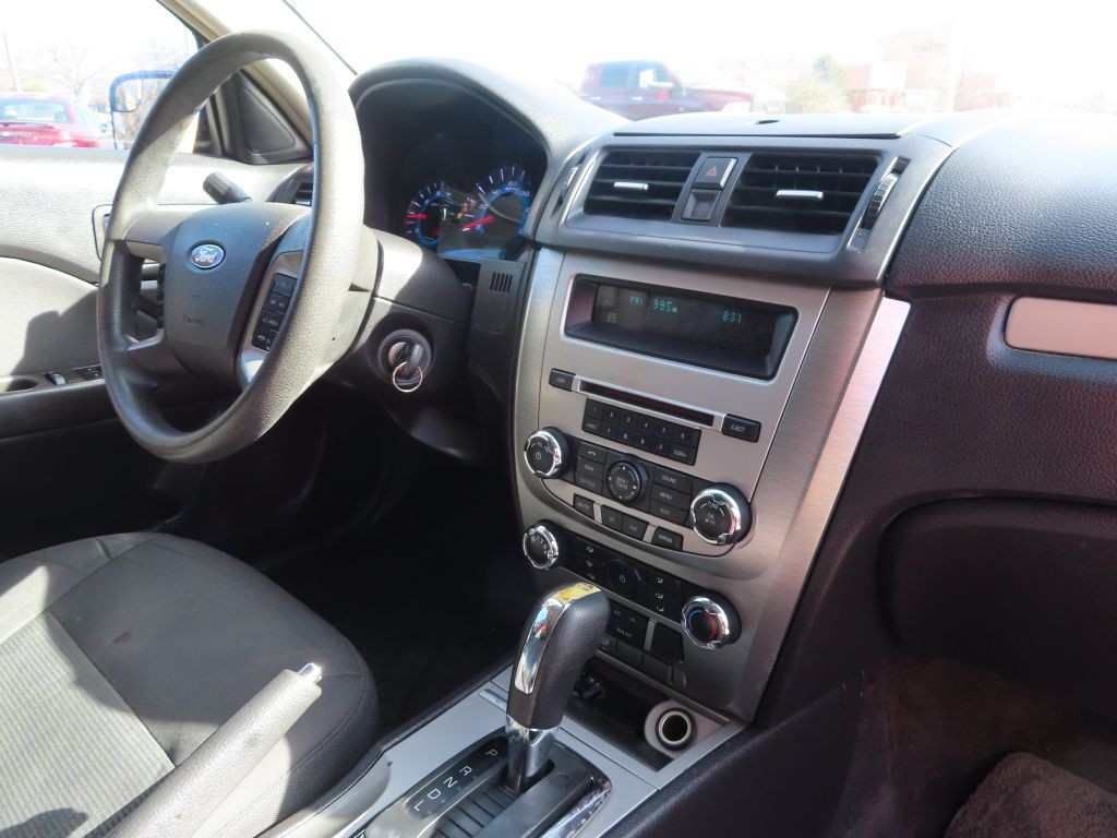 2012 Ford Fusion Image 6