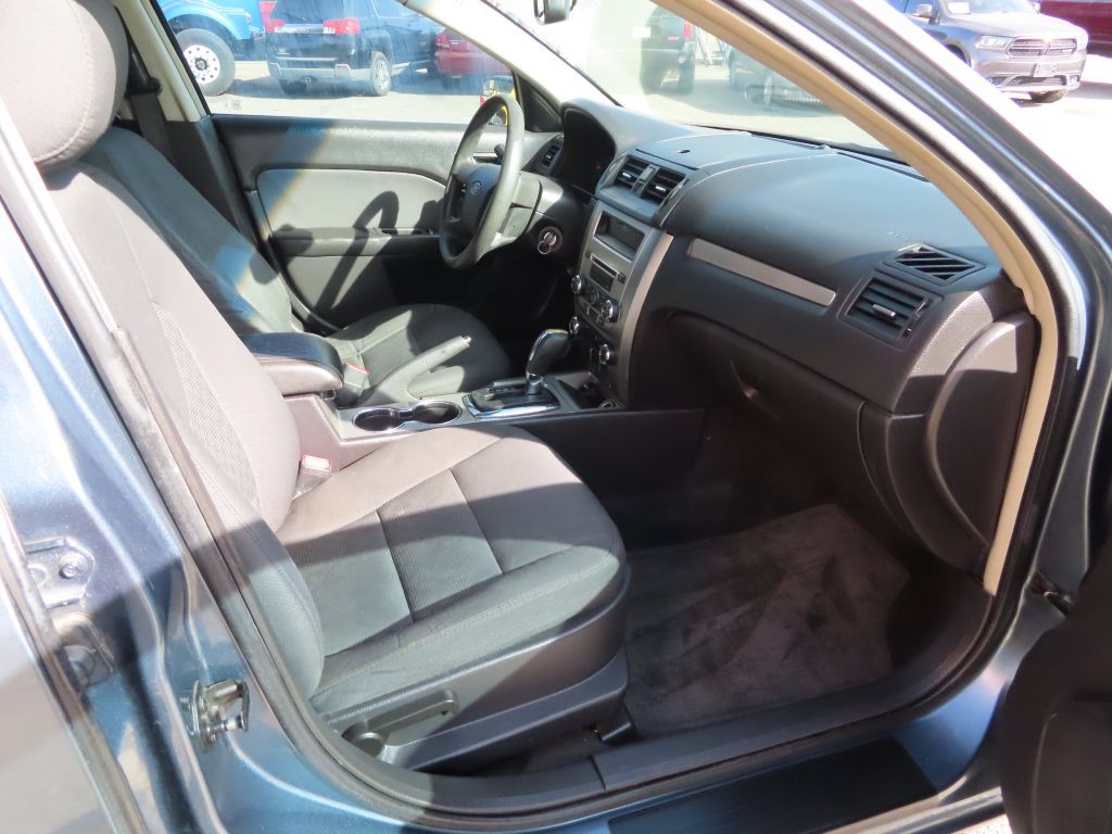 2012 Ford Fusion Image 8