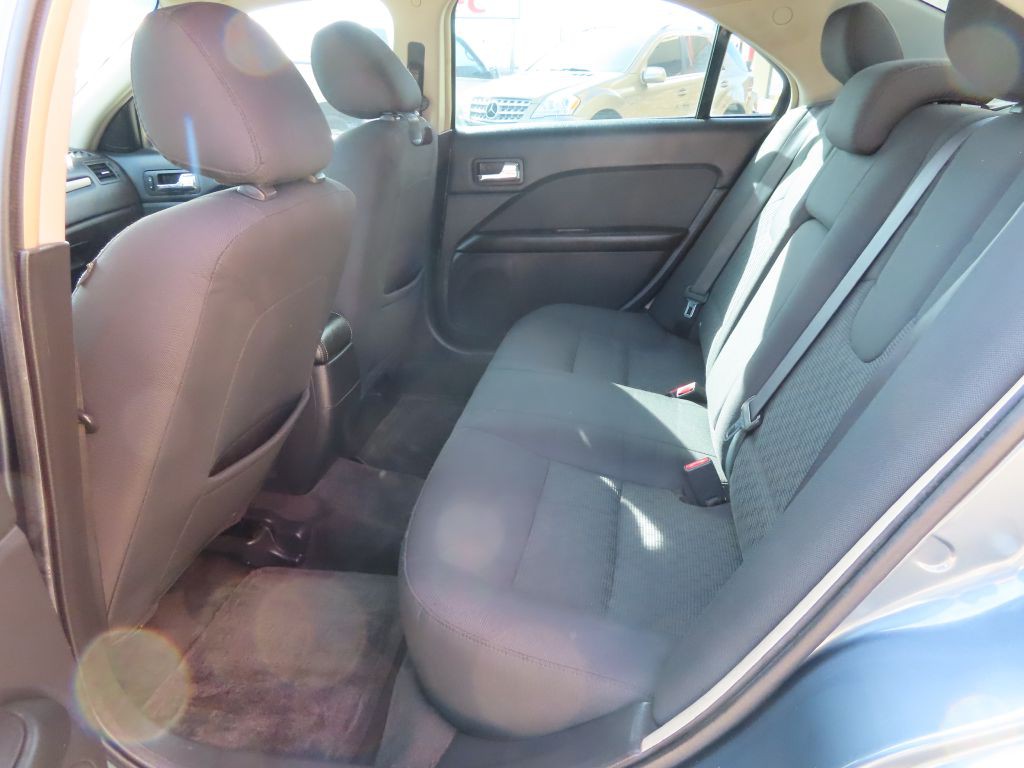 2012 Ford Fusion Image 9