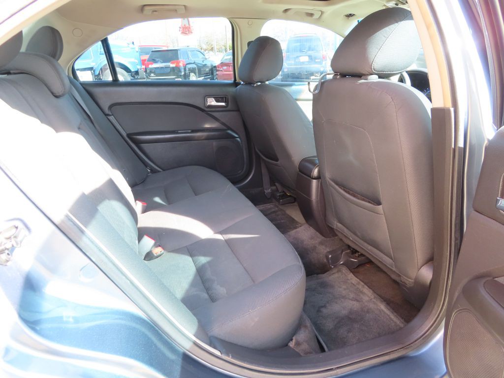 2012 Ford Fusion Image 10