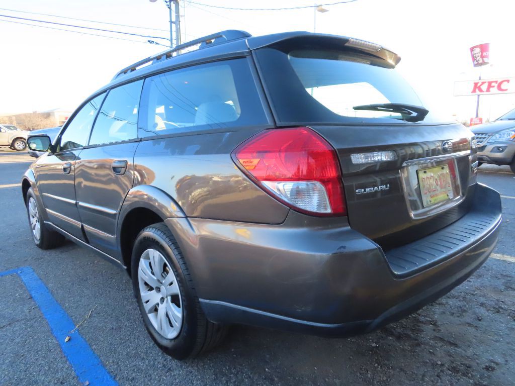 2009 Subaru Outback Image 7