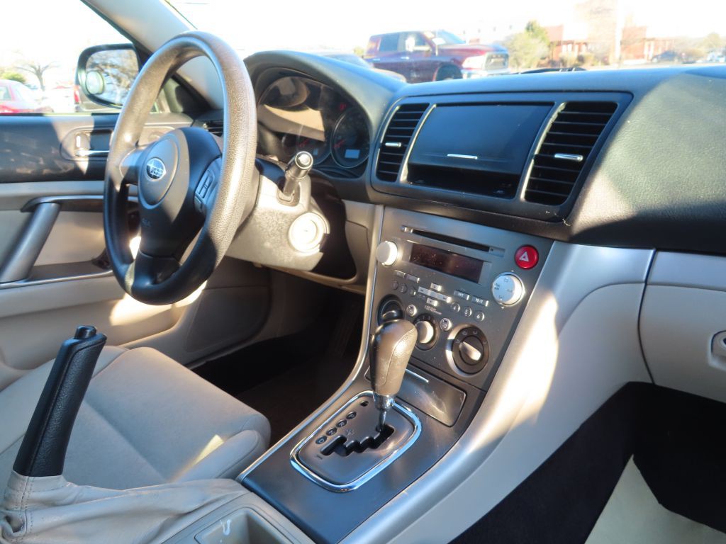 2009 Subaru Outback Image 12