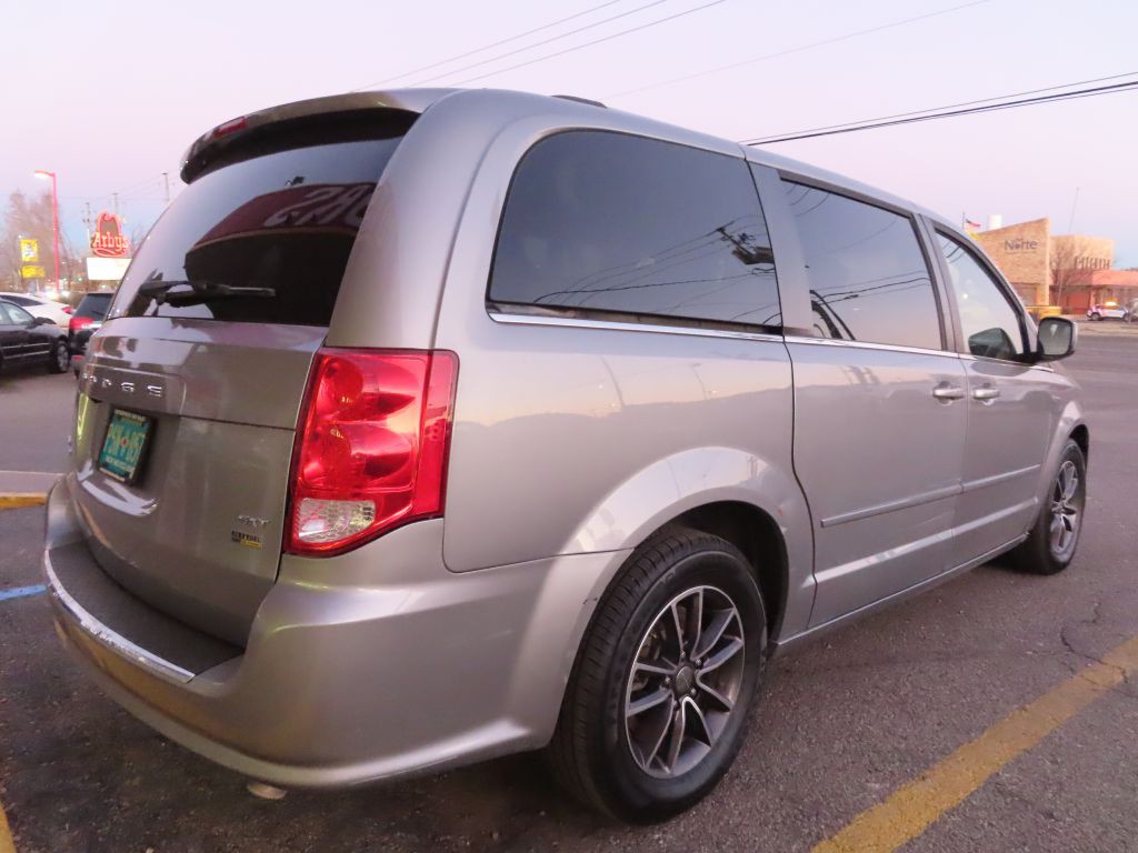 2017 Dodge Grand Caravan Image 8