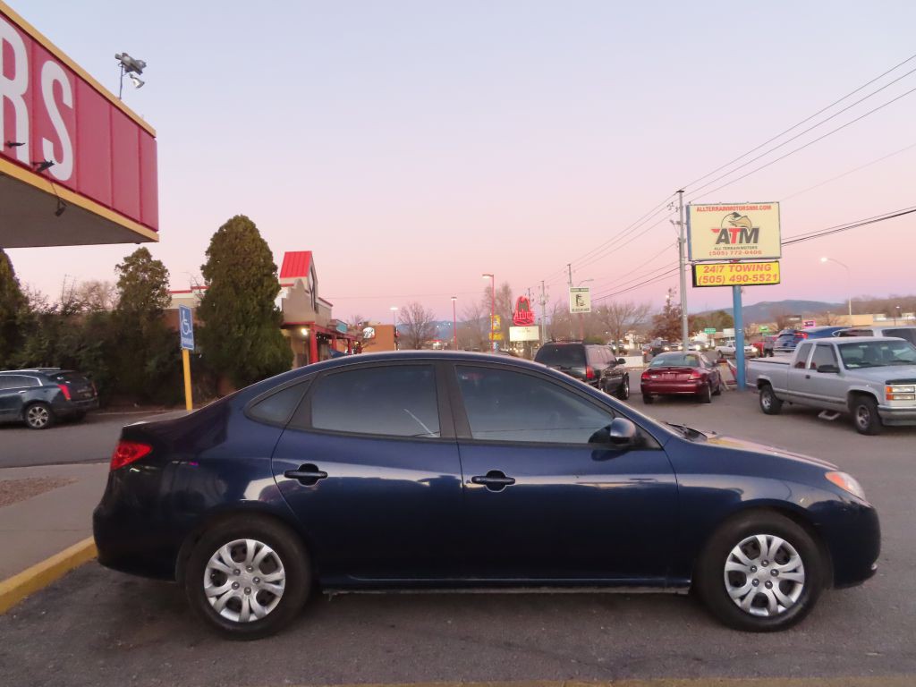 2010 Hyundai Elantra Image 4
