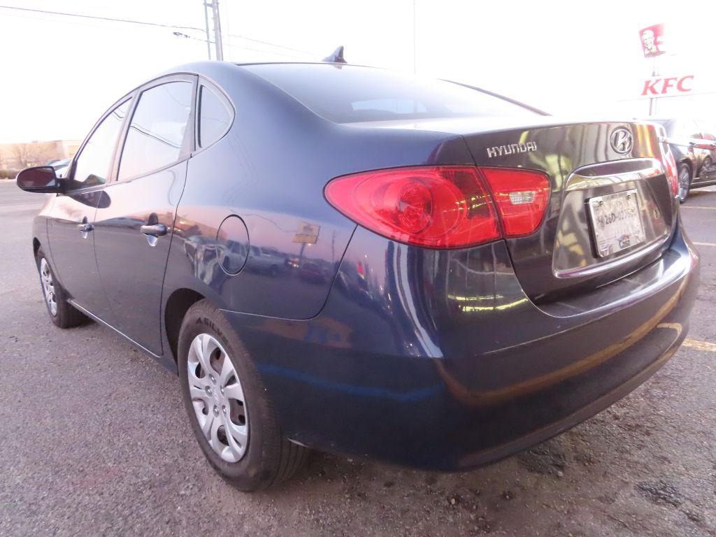 2010 Hyundai Elantra Image 9