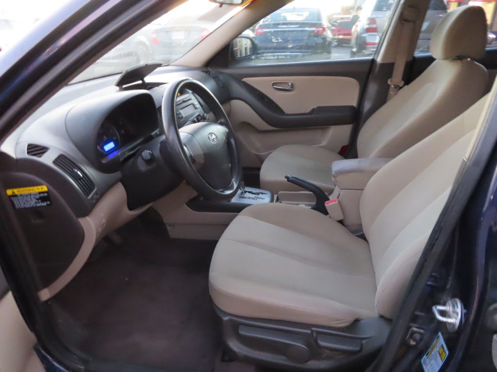 2010 Hyundai Elantra Image 10