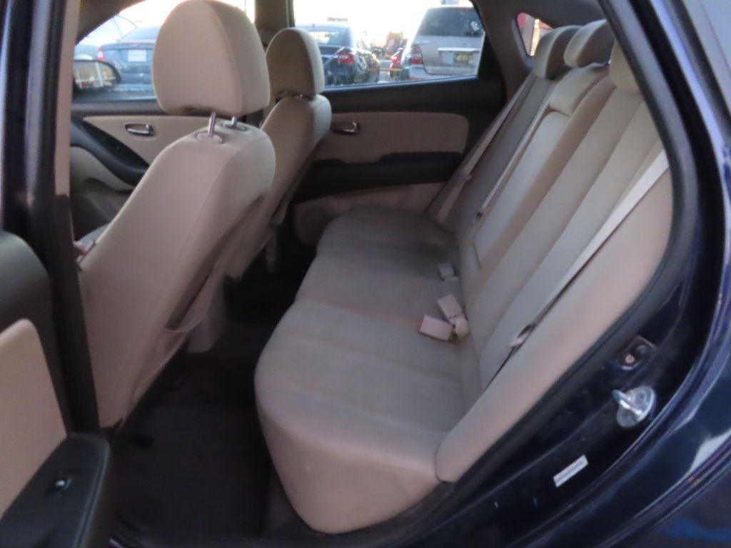 2010 Hyundai Elantra Image 14