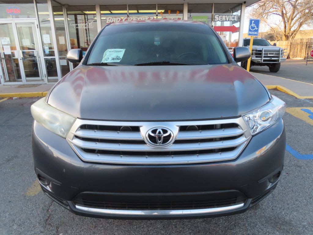 2013 Toyota Highlander Image 2