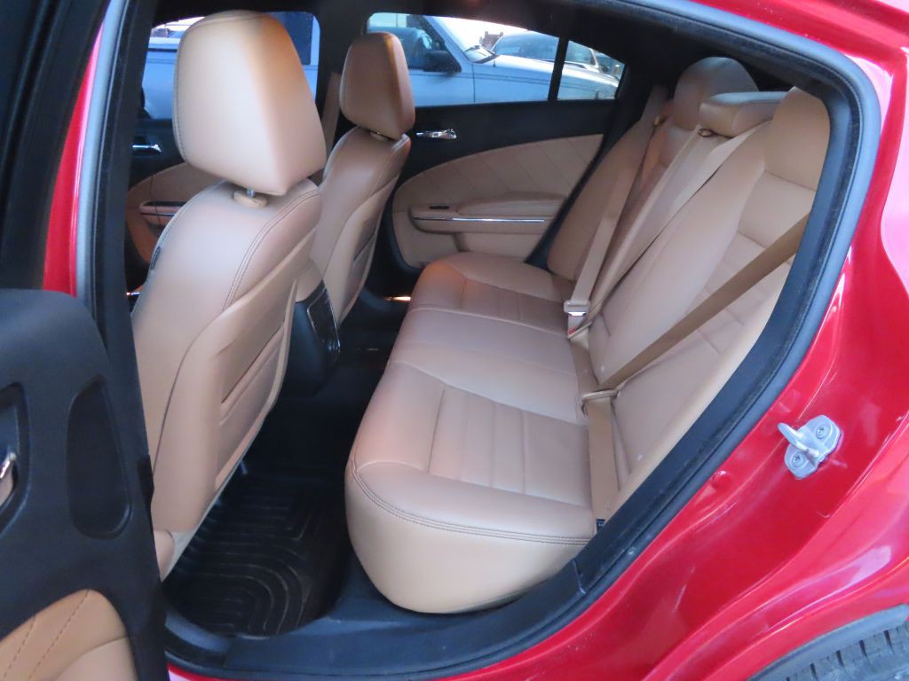 2011 Dodge Charger Image 10