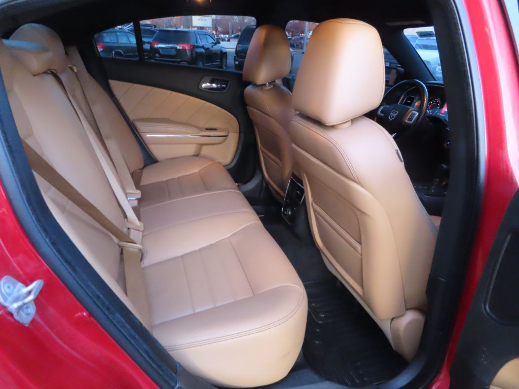 2011 Dodge Charger Image 11