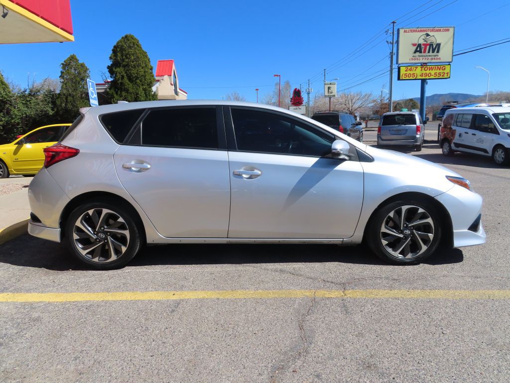 2016 Toyota Corolla Image 3