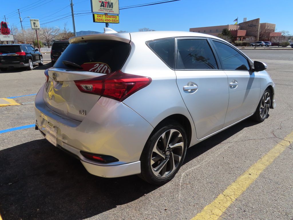 2016 Toyota Corolla Image 4