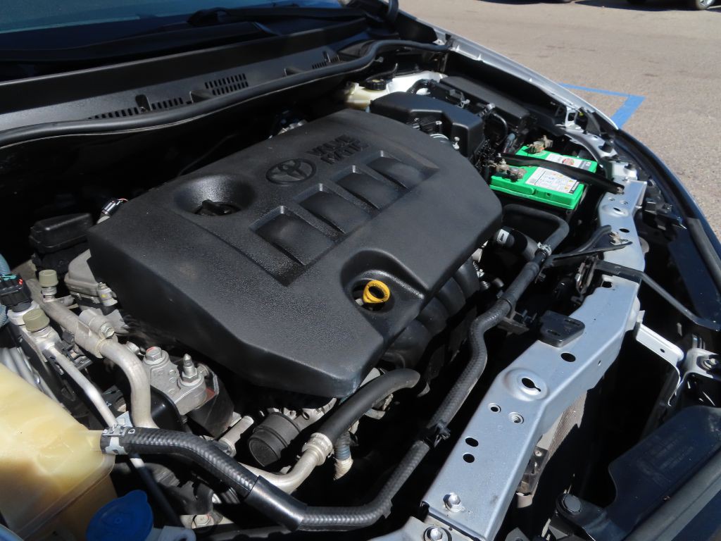 2016 Toyota Corolla Image 14