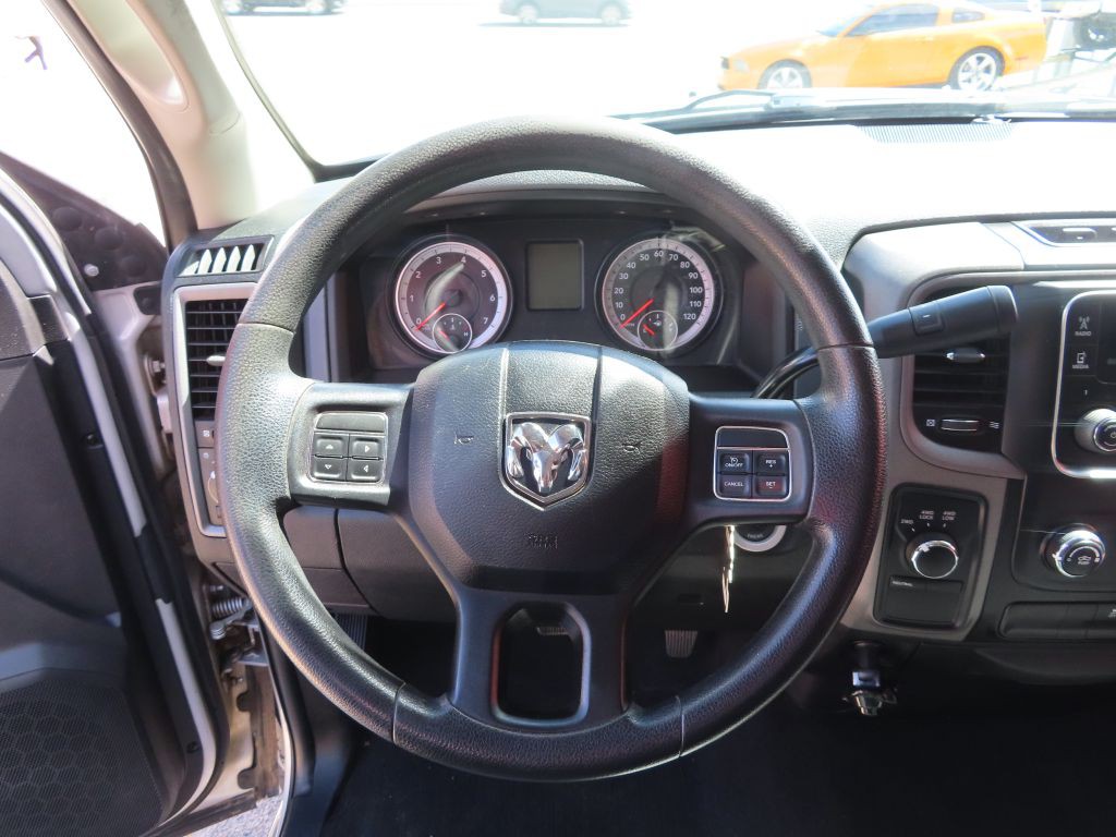 2015 RAM 1500 Image 12