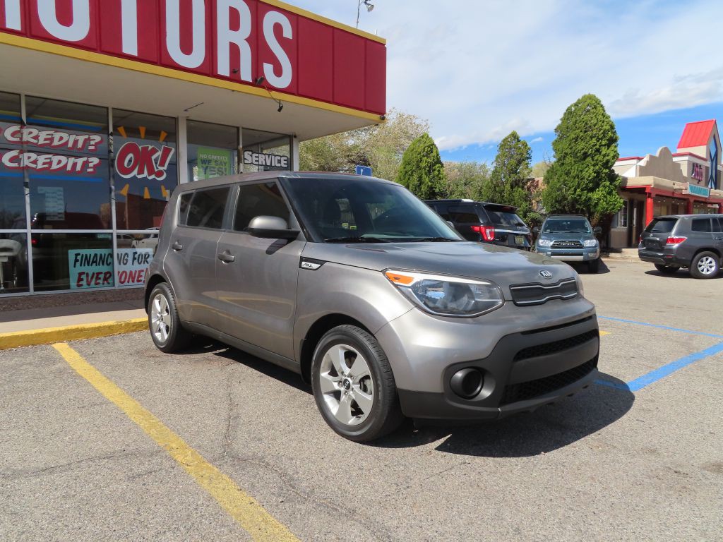 2017 Kia Soul Image 2