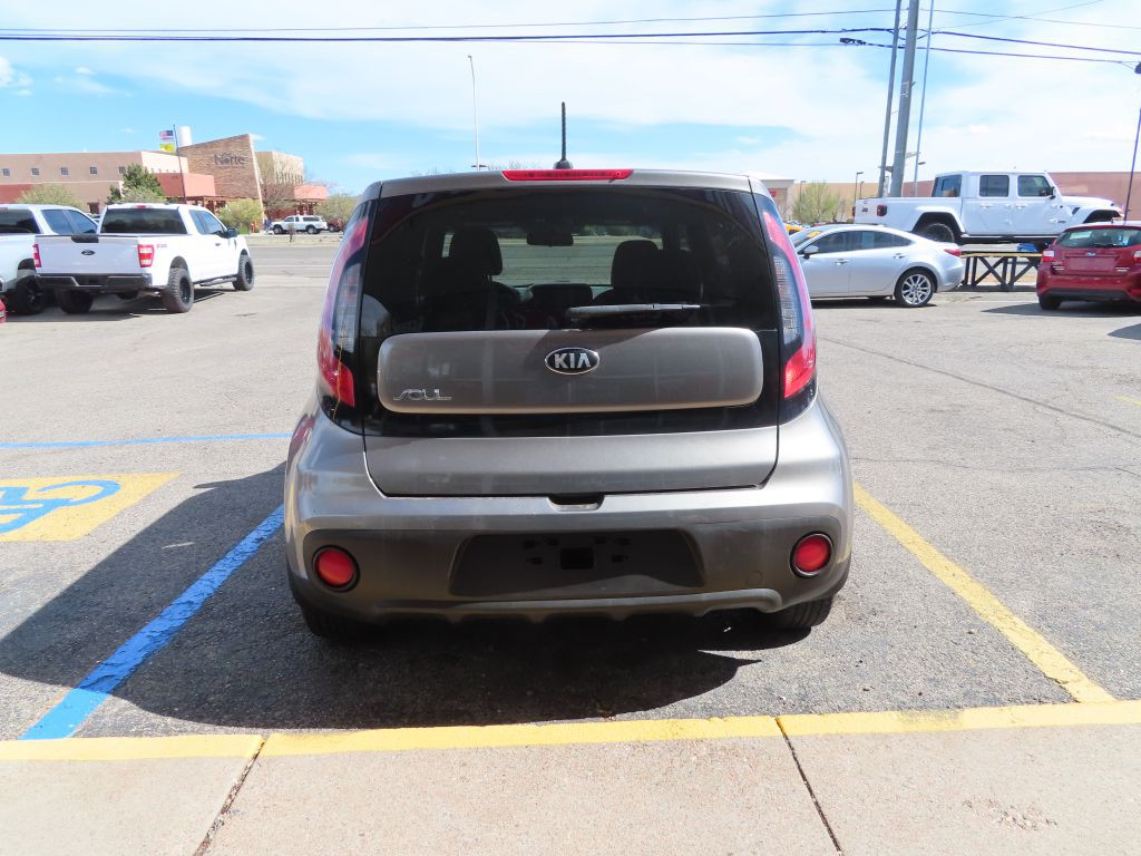 2017 Kia Soul Image 5
