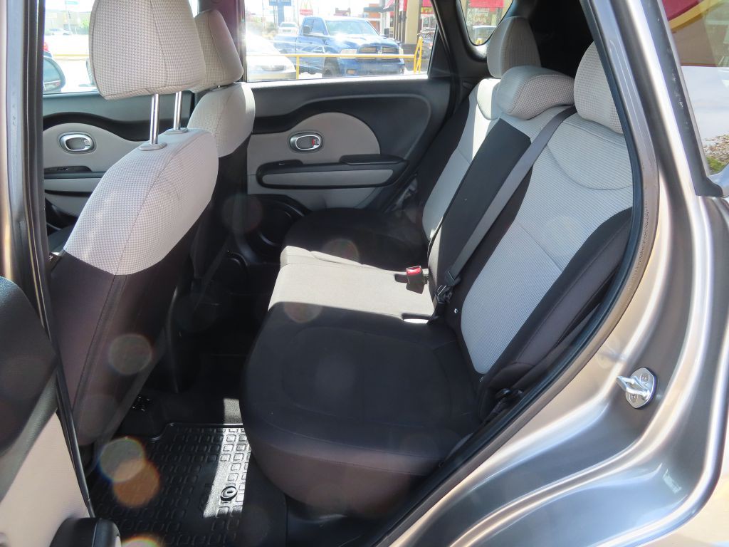 2017 Kia Soul Image 10