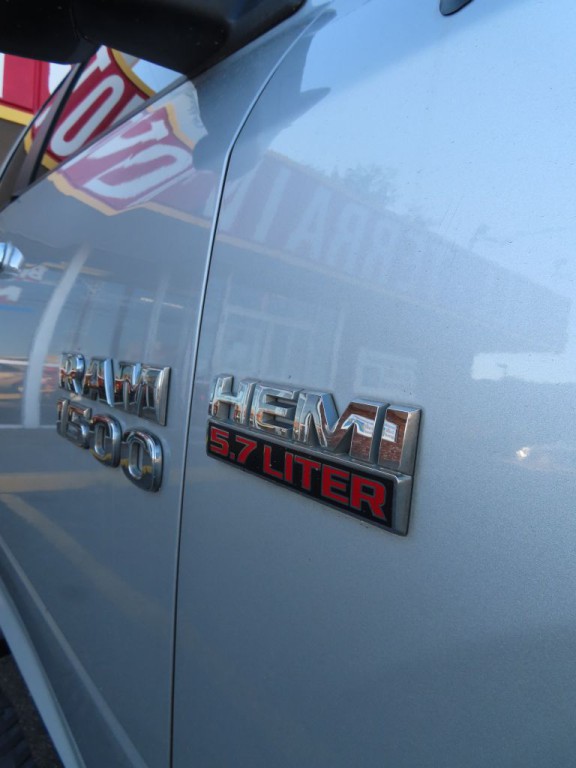 2014 RAM 1500 Image 17