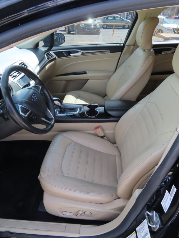 2016 Ford Fusion Image 8