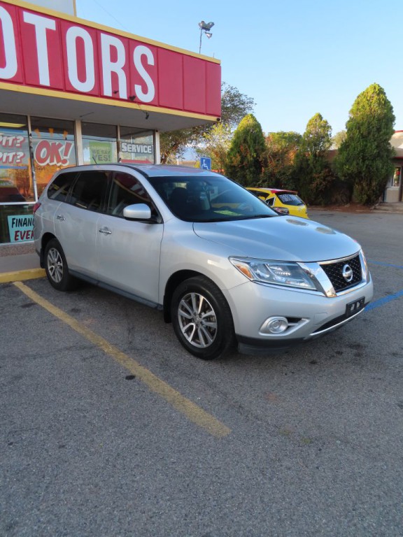 2015 Nissan Pathfinder Image 3