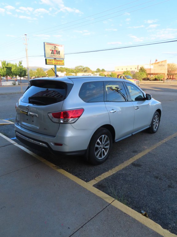 2015 Nissan Pathfinder Image 5