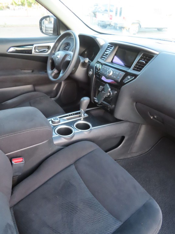 2015 Nissan Pathfinder Image 15